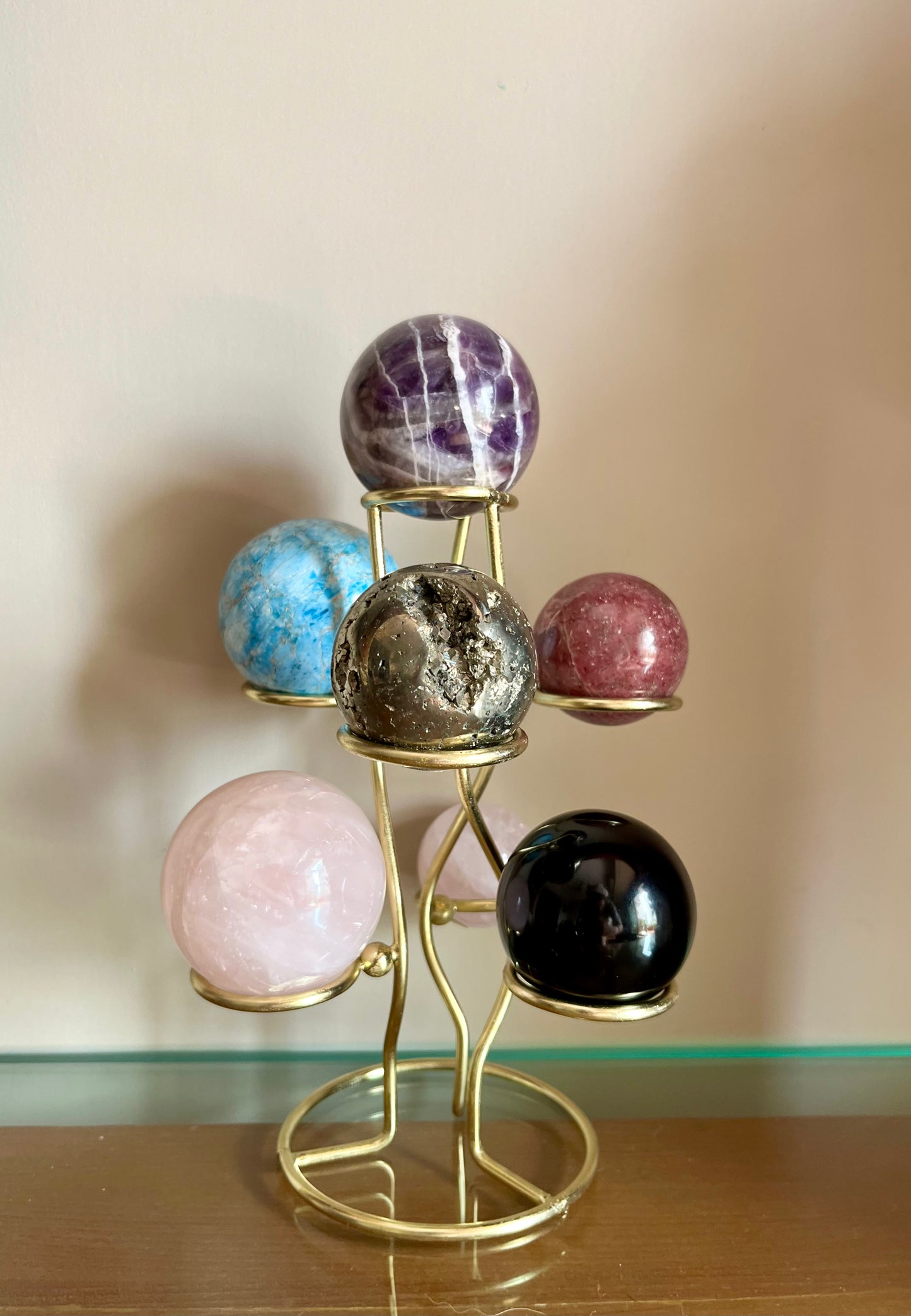 Multi Sphere Stand